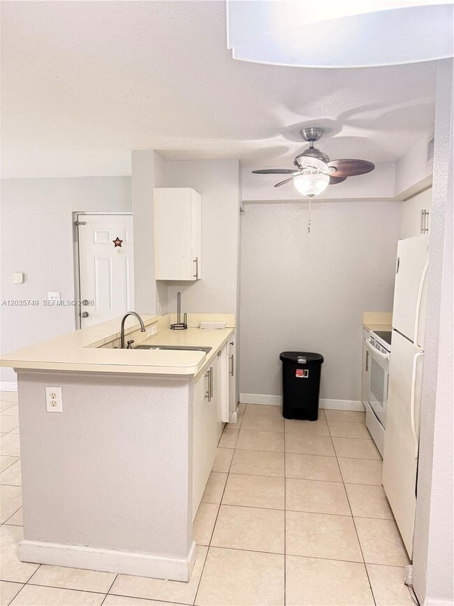 Foto del edificio - 15410 SW 284th St