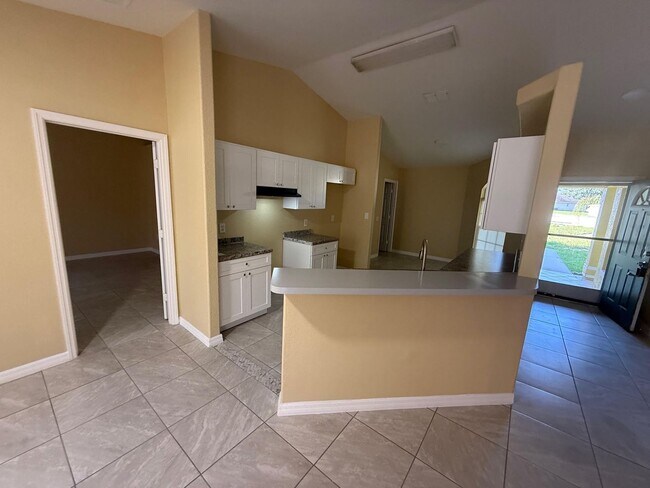 Foto del edificio - 1408 Orlando Pl