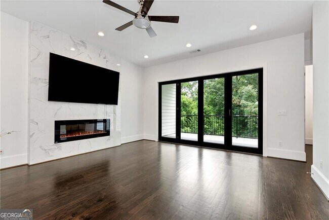 Foto del edificio - 1107 Briar Cove Cir