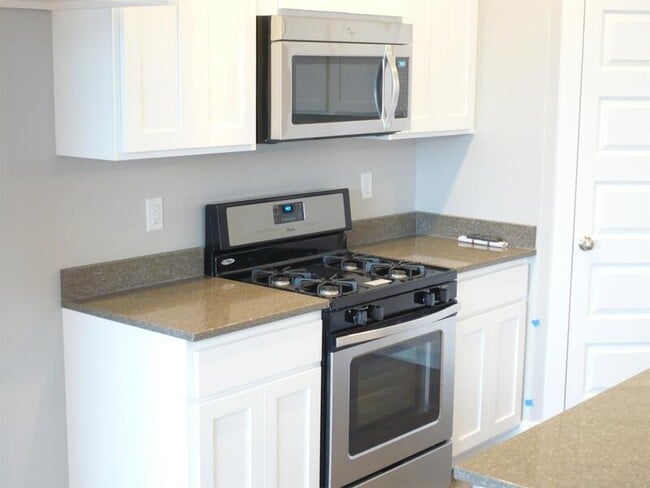 Foto del edificio - 2039 W Fairway Ln