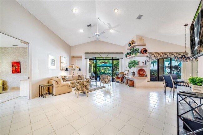 Foto del edificio - 10080 Dover Carriage Ln