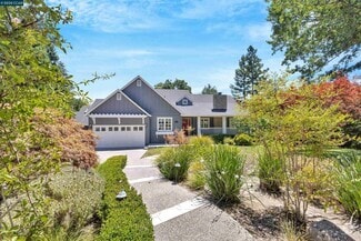 Building Photo - 772 John Way