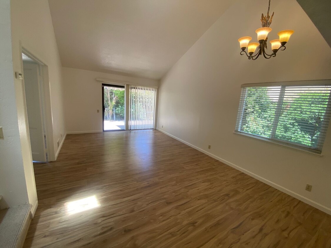Primary Photo - $3,195 - BEAUTIFULLY TWO BEDROOM TOWN HOME...