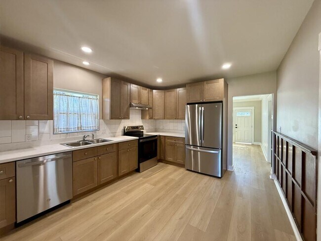 Foto del edificio - 731 River Ave