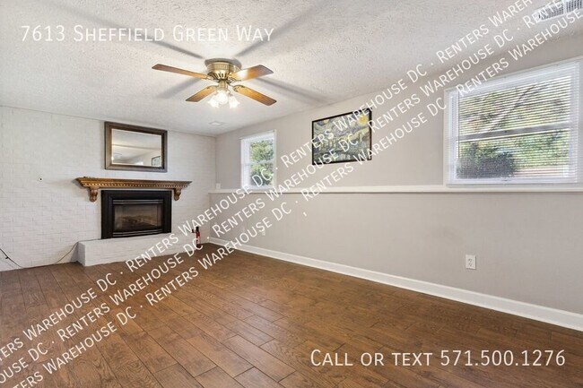 Building Photo - Lovely, clean, and spacious 4Bd/3Bth SFH -...