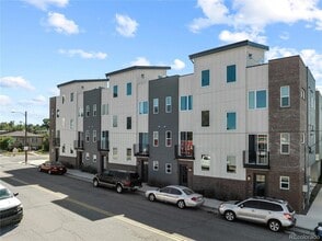Building Photo - 3505 S Marion St