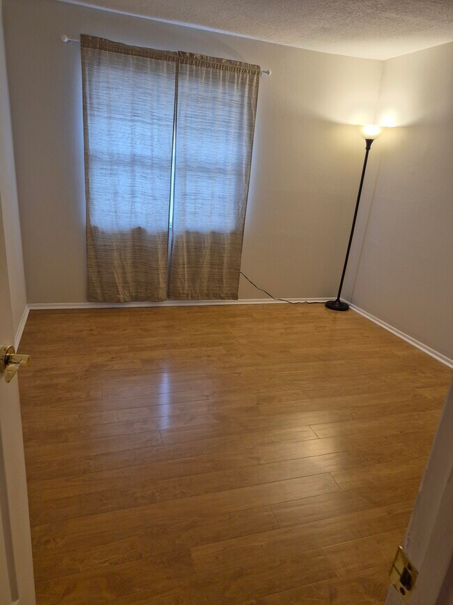 Foto del edificio - 5745 Summerside Ln