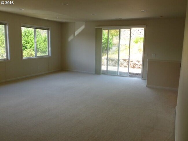 Foto del edificio - 1510 NW Gregory Dr