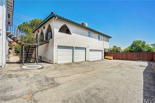 Building Photo - 1394 E Yucca Dr