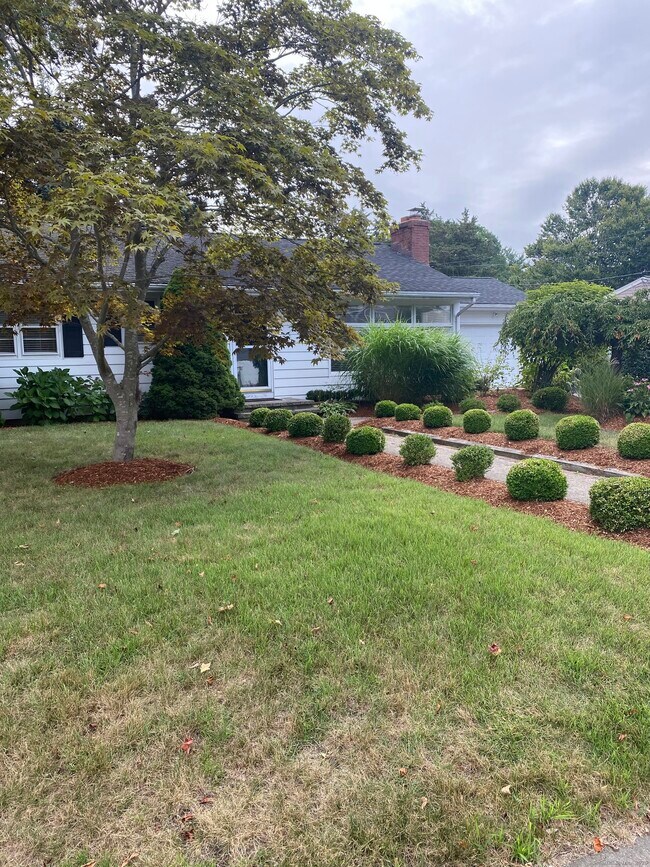 Building Photo - 25 Fenwood Rd