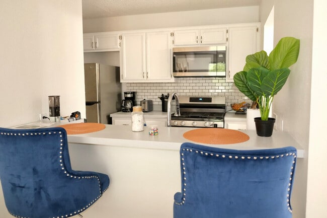 Foto del edificio - 1741 Horseshoe Cir