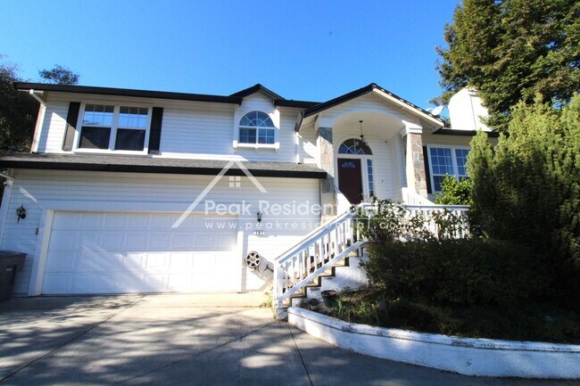 Building Photo - Very Nice 3bd/2ba Auburn Home with 2 Car Garage