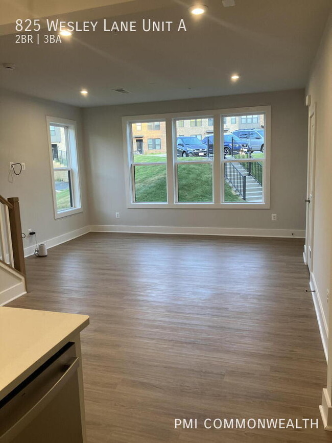 Foto del edificio - 825 Wesley Ln