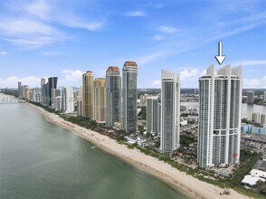 Building Photo - 18201 Collins Ave