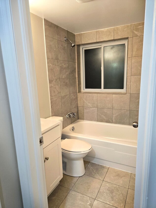583 Barber Av N, Listowel, ON N4W 1S5 Apartments - 583 Barber Av N ...