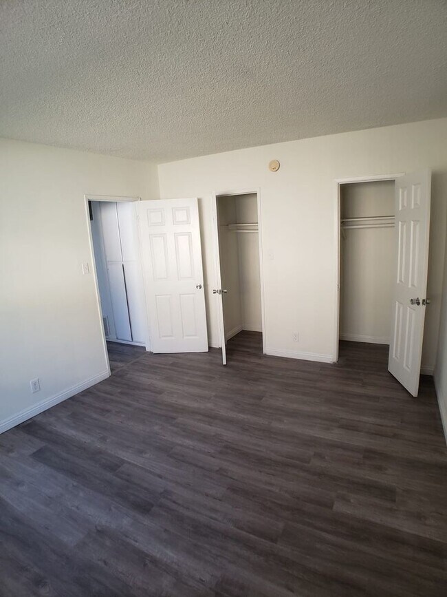 Foto del edificio - 5433 Sepulveda Blvd