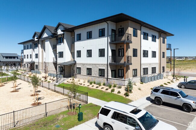 Foto del edificio - Solace at the Ranch