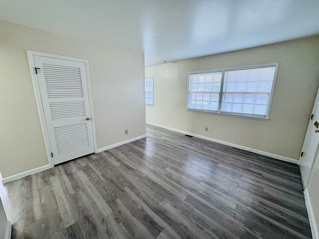 Photo - 1609 Orchard St Apartment