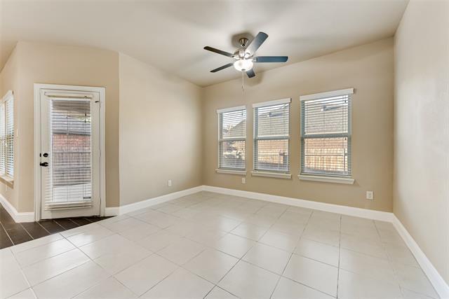 Building Photo - 3003 San Martin Dr