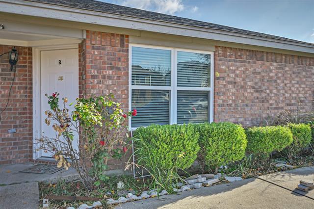 Foto del edificio - 607 Kings Way Dr