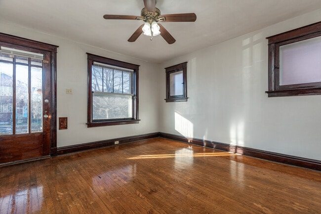 Building Photo - 3905 Dunnica Ave