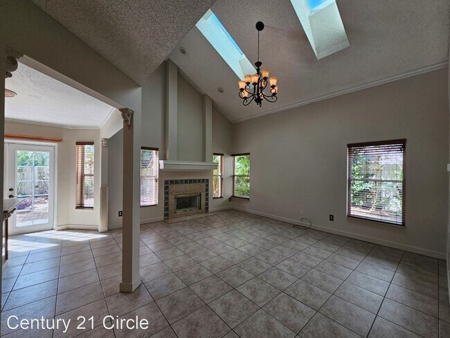 Foto del edificio - 3 br, 2.5 bath House - 2331 Needham Dr.