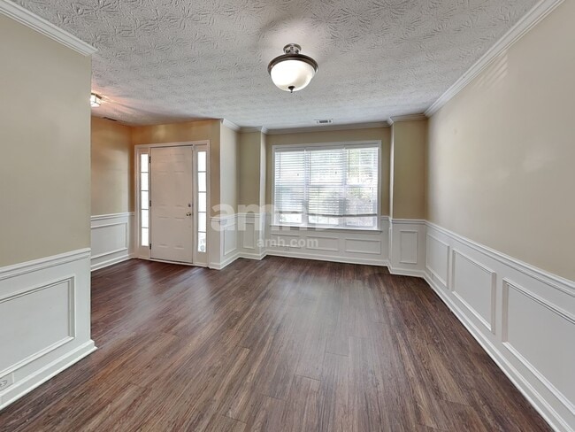 Building Photo - 1388 Glenover Way