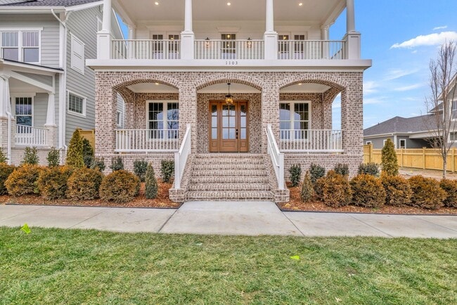 Foto del edificio - Luxury living in this brand new home - Franklin, TN