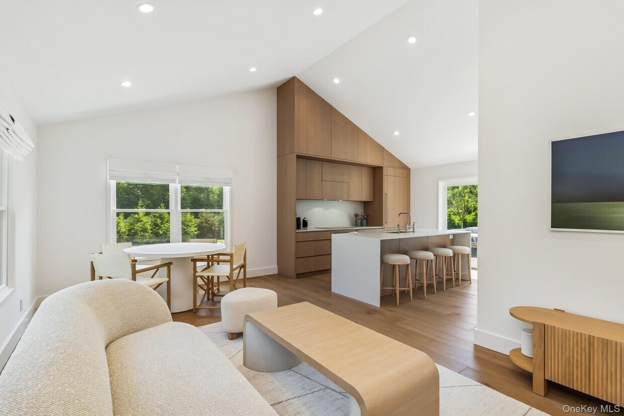 Foto principal - 96 Town Ln