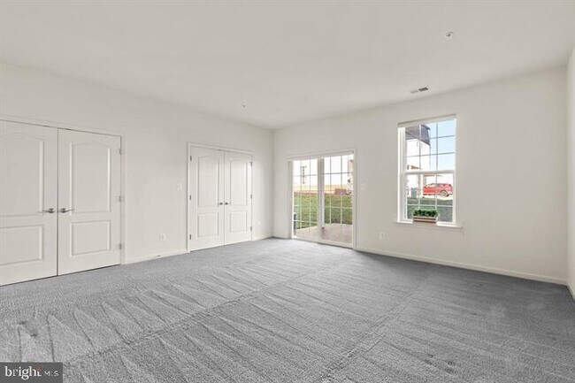 Foto del edificio - 7808 Taggart Ct