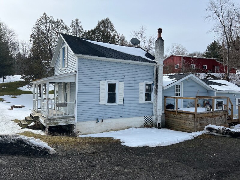 Primary Photo - 3167 NY-215