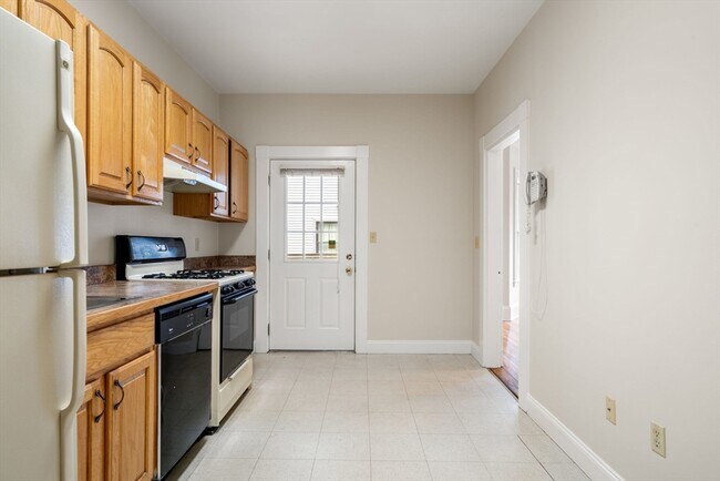 Foto del edificio - 42 Huron Ave