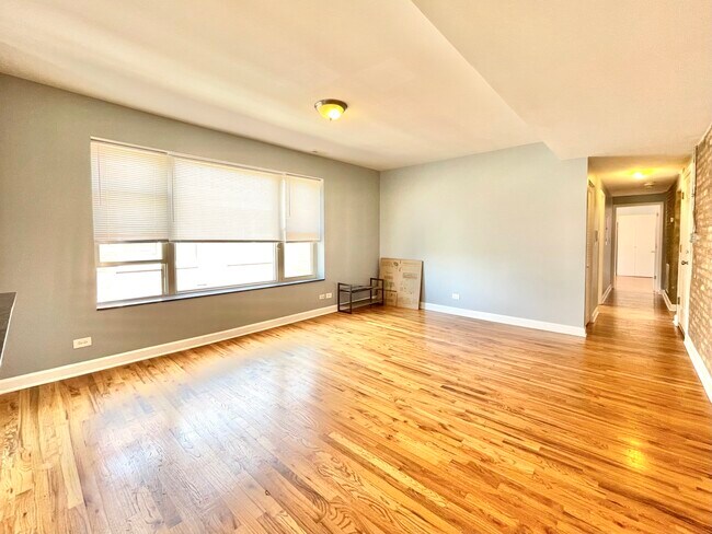 Foto del edificio - 7004 S Chappel Ave