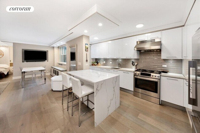 Foto del edificio - 315 E 72nd St