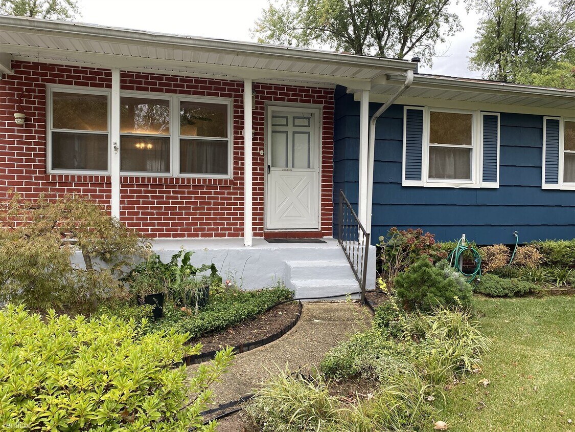 Primary Photo - 4 br, 2.5 bath House - 515 Old Mill Road