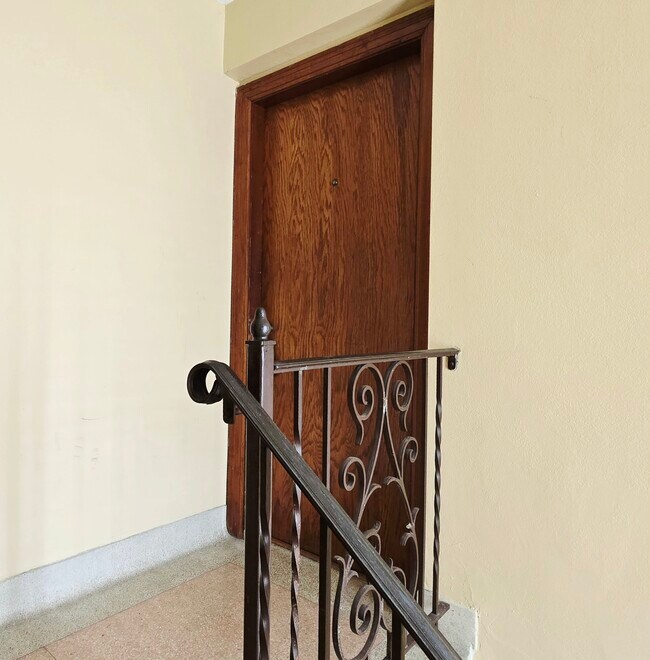 Foto del edificio - 3952 Jamieson Ave