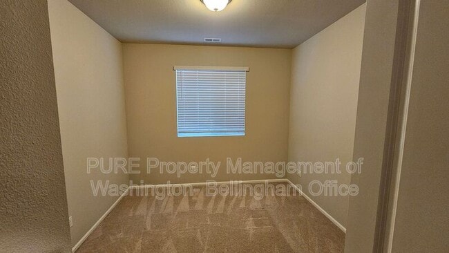 Building Photo - 12714 36th Place NE