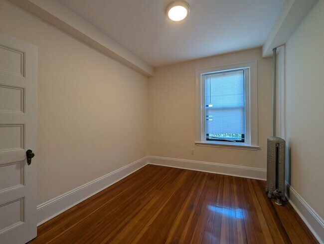 Foto del edificio - 881 Massachusetts Ave