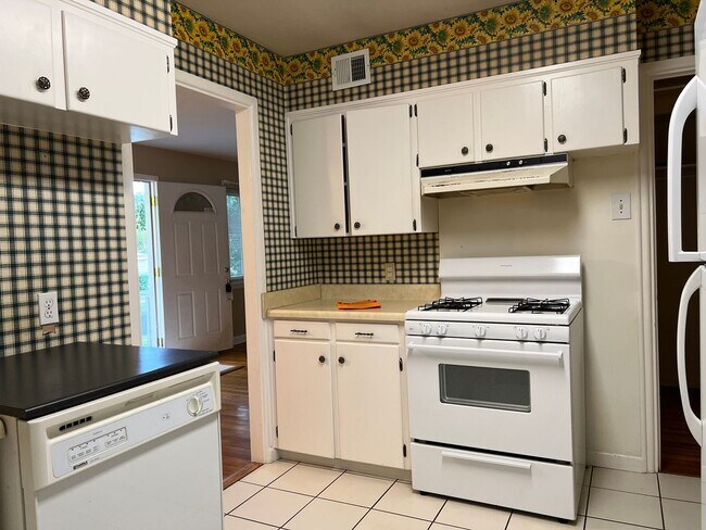 Foto del edificio - 22 Fairmont Dr