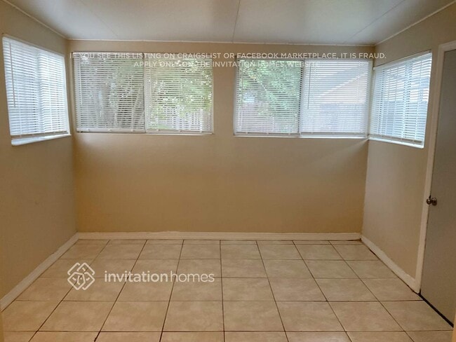 Foto del edificio - 2419 Parsons Pond Cir