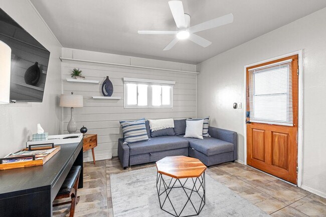 Foto del edificio - 58 10th Ct