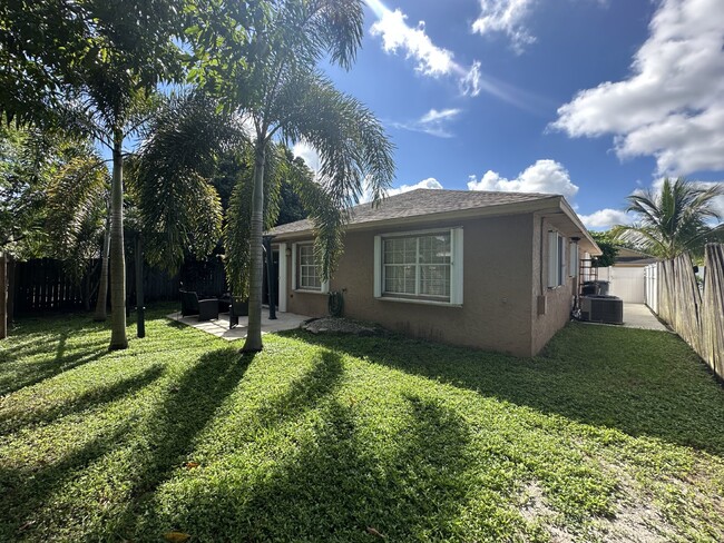 Building Photo - 2 bedroom, 2 bathroom in The Courts at Boy...
