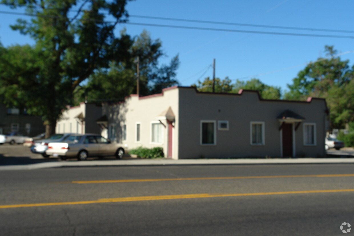 Foto del edificio - 2701 W Rose Hill St
