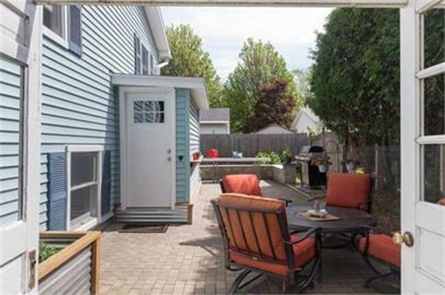 Building Photo - 3 Bedroom Single Family Home New North End