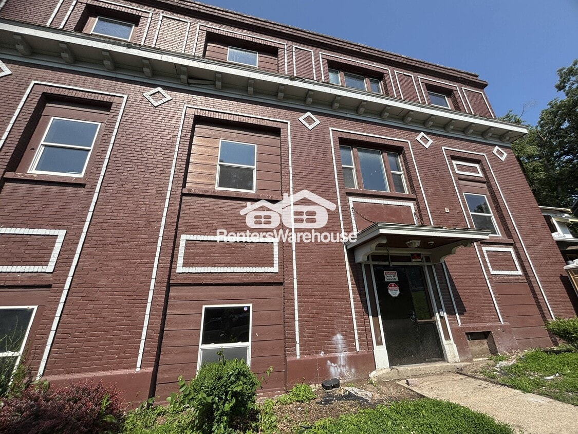 Building Photo - 1000 24th St