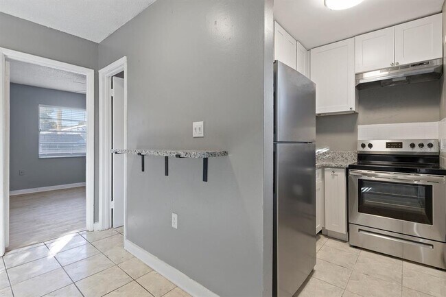 Building Photo - 3744 Trovati St