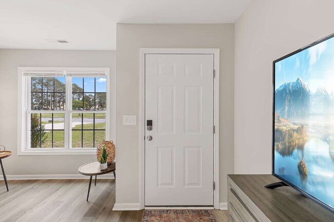 Building Photo - 214 Jeremy Ln