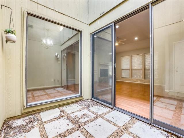 Foto del edificio - 3042 Airhaven St