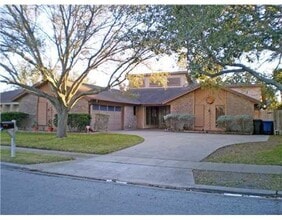 Building Photo - 5909 Golden Canyon Dr