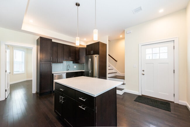 Photo - 5 Malvern Ter House